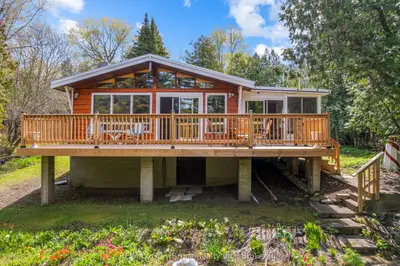 28 Stewarts Point, Northern Bruce Peninsula, On N0h 1w0