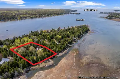 28 Stewarts Point, Northern Bruce Peninsula, On N0h 1w0