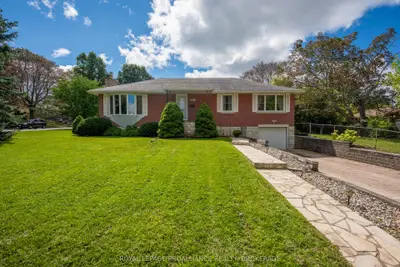 302 Arrowhead Place, Kingston, On K7m 3l3