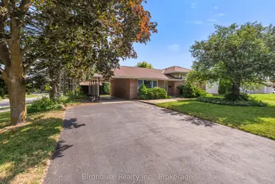 168 Adelaide Street N, Kawartha Lakes, On K9v 4m6