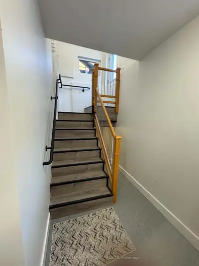 50 Clarendon Avenue 2, Tunneys Pasture And Ottawa West, On K1y 0p2