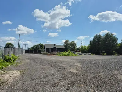 2775 Carp Road, Carp - Huntley Ward, On K0a 1l0