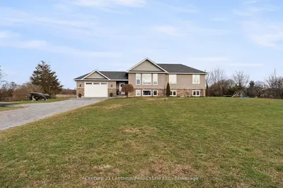 20846 Loyalist Parkway, Prince Edward County, On K0k 1t0