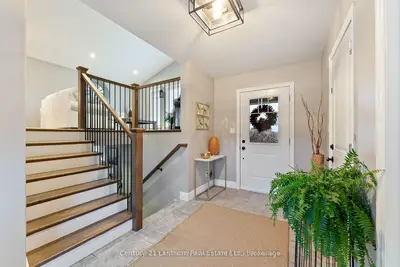 20846 Loyalist Parkway, Prince Edward County, On K0k 1t0
