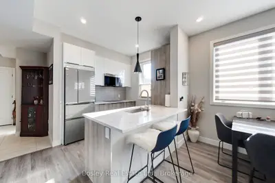 10 Beausoleil Lane 102, Blue Mountains, On L9y 0v2