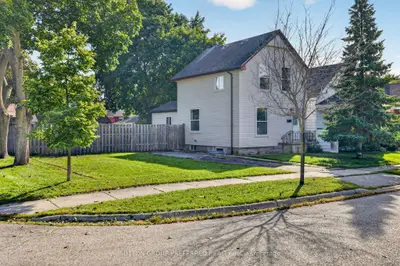 118 Delaware Street, London East, On N5z 2n5