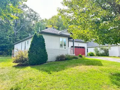 17 STONEHEDGE Close, Gravenhurst, ON P1P 1Y7