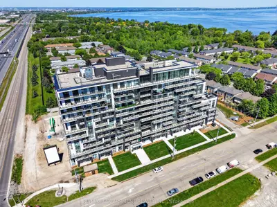 461 Green Road 304, Hamilton, On L8e 0l5
