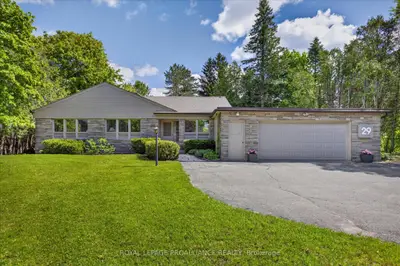 29 Merino Road, Peterborough, On K9j 6m8