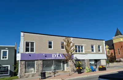 325 Muskoka Road S, Gravenhurst, On P1p 1j1