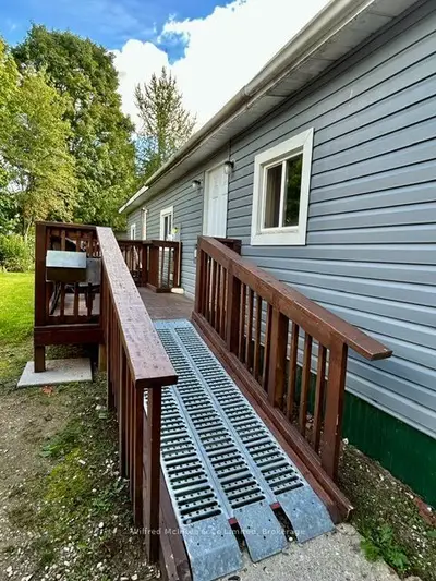 2 Dove Road, Brockton, On N0g 2v0