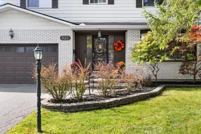 932 Dresden Crescent, Britannia Heights - Queensway Terrace N And Area, On K2b 5j1