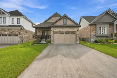 71 Uplands Drive, Grey Highlands, On N0c 1h0