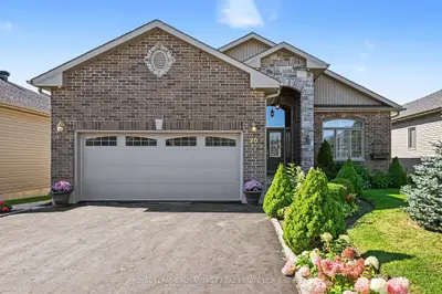 20 Senators Gate, Perth, On K7h 0b5