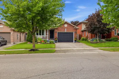 232 Chelton Road, London South, On N6m 1b5