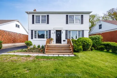 35 RIVERCREST Drive, St. Catharines, ON L2T 2P3