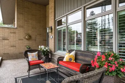 54 Inverness Avenue W, Hamilton, On L9c 1a4