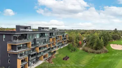 120 Carrick Trail 404, Gravenhurst, On P0p 0a2