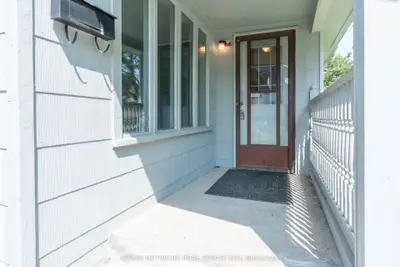35 Paddington Avenue, London South, On N6j 2s4
