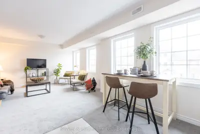 48 Maple Avenue 201, Asphodel-norwood, On K0l 2v0