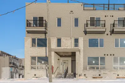 402 Mishi Private, Manor Park - Cardinal Glen And Area, On K1k 5c5