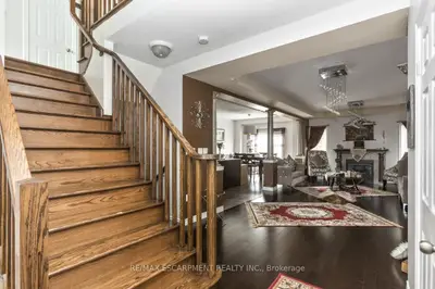 183 Pelech Crescent, Hamilton, On L0r 1p0