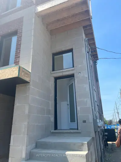 183 Victoria Street N 7, Kitchener, On N2r 5c5