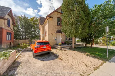 63 St George Street Unit 1, Kitchener, On N2g 2t1