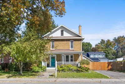 57 King Street, North Dundas, On L9h 1t5