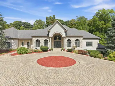 7 Old Oak Lane, London South, On N6k 3s6