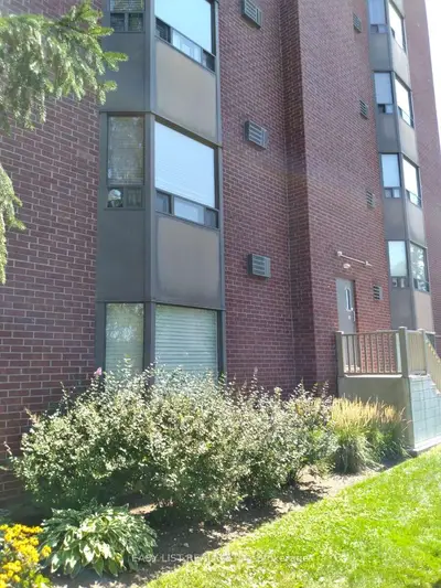 75 Huxley Street 205, London South, On N6j 4w7