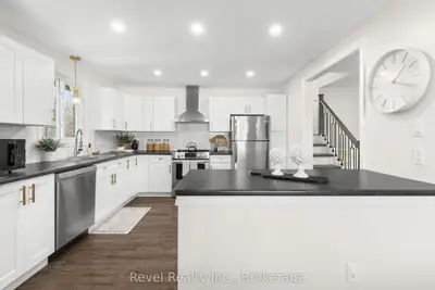 25 RIVERVIEW Road, Kawartha Lakes, ON K9V 1B2