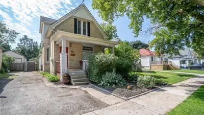 411 SALISBURY Street, London East, ON N5Y 3B3