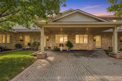 9 Wentworth Drive 5, Grimsby, On L3m 5h9
