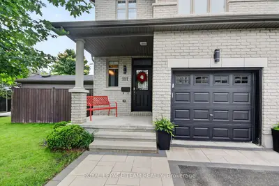 111 HAWKESWOOD Drive, Blossom Park - Airport and Area, ON K4M 0C1
