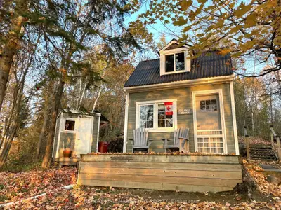 1133 Fire Route A1 Street, Gravenhurst, On P1p 1r3