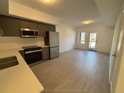 42 Lowes Road W 28, Guelph, On N1g 4x2