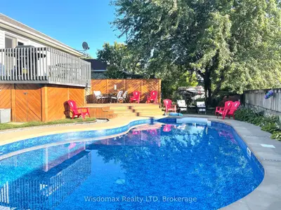 8272 Woodsview Crescent, Niagara Falls, On L2h 3g1