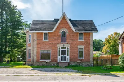 1014 Portage Road, Kawartha Lakes, On K0m 2b0