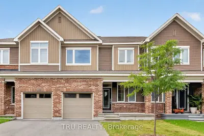 4126 Obsidian Street, Barrhaven, On K2j 6c6