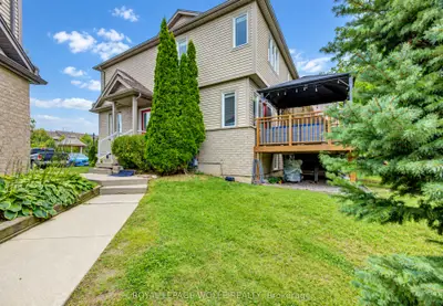 10 Foxglove Crescent 40, Kitchener, On N2e 0e1