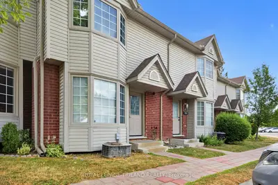 50 Chapman Court 4, London North, On N6g 5e1