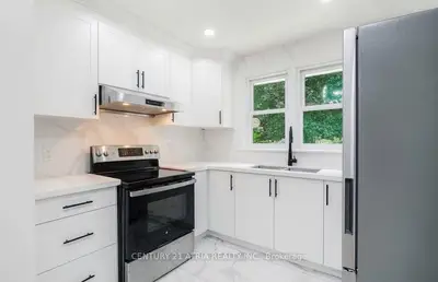 26 Magee Street Upper, London East, On N5w 1c6