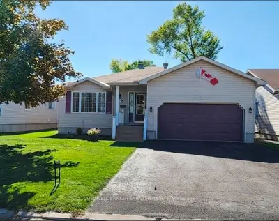 152 Mclachlin Street S, Arnprior, On K7s 3y4