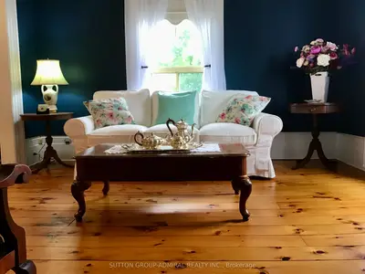 20 King Street W, Kawartha Lakes, On K0l 2w0