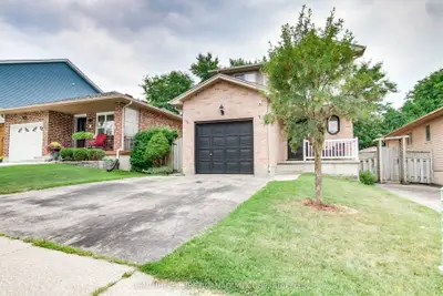27 Gerald Crescent, London South, On N5z 5a3