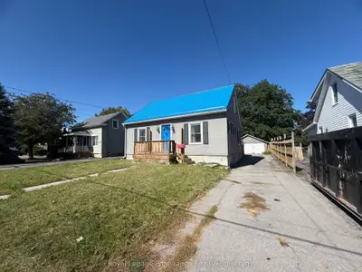 22 Parker Street, Belleville, On K8p 1c8