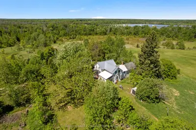 400 Buttermilk Hill Road, Drummond/north Elmsley, On K7h 3c3