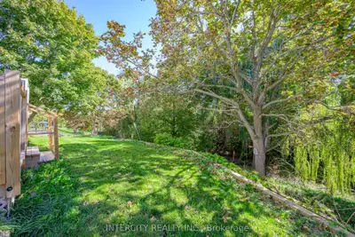 48 Champlain Boulevard, Kawartha Lakes, On K9v 0j1