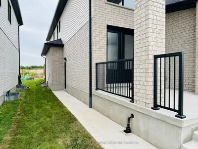 3944 Campbell Street N Lower Unit, London South, On N6p 0j7